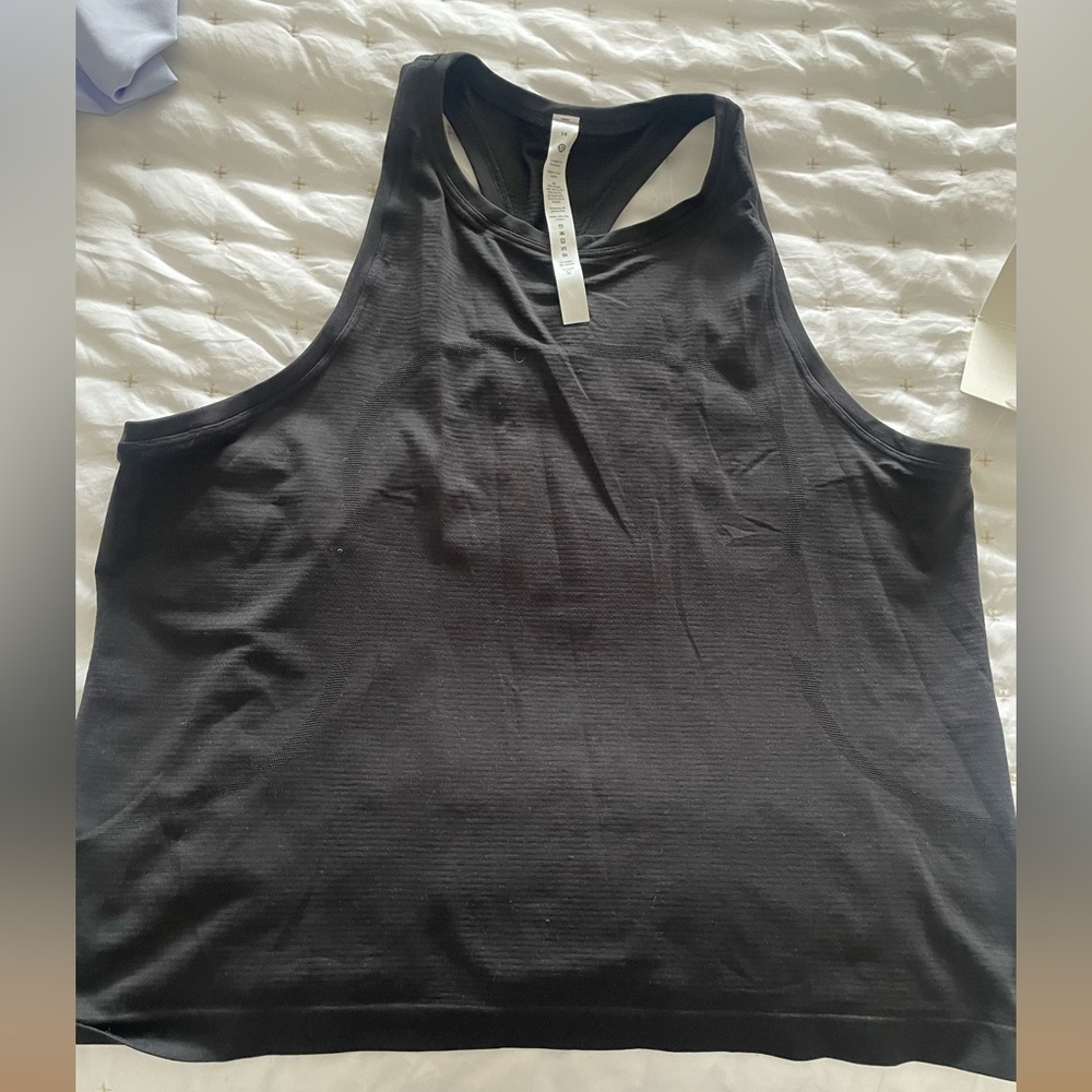 NWT Lululemon Swiftly Tech High Neck Tank - Size 14